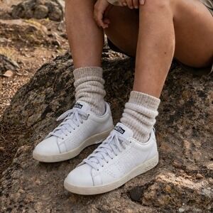 adidas Neo Court sneaker Women's 9 white leather classic retro minimalist casual